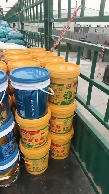 水溶肥搭配有机肥发一车，有需要的老板联系我